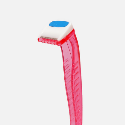 Gentle Bikini Shaver with Soothing Aloe by 3s